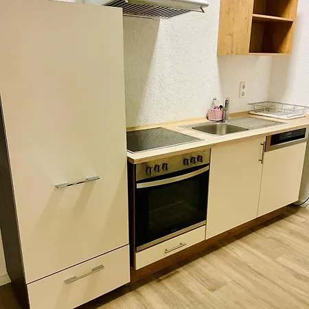 Maxhaus 1 *