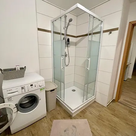 Maxhaus 1 *