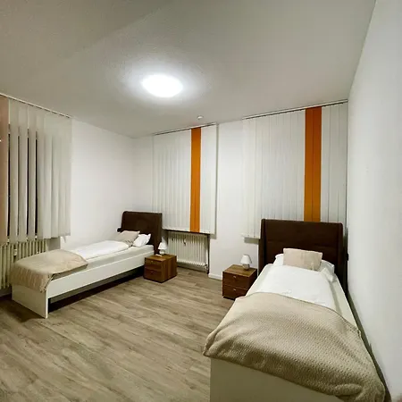 Maxhaus 1 * カールスシュタット