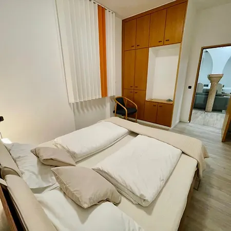 Maxhaus 1 アパート *