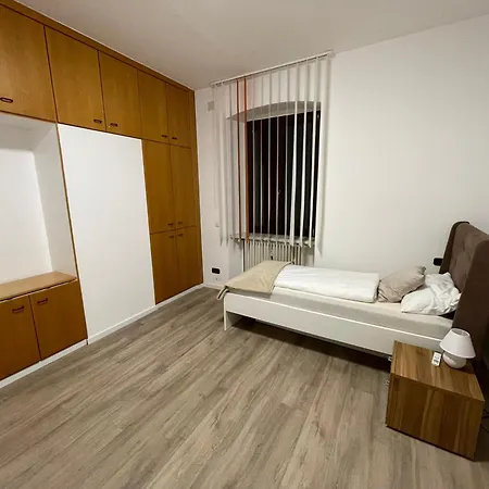 Maxhaus 1 アパート カールスシュタット